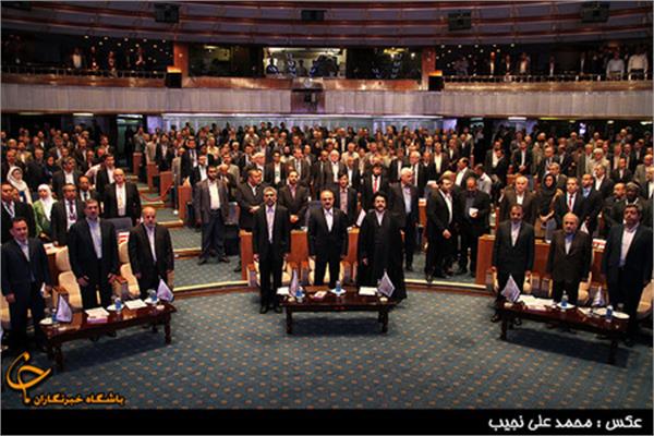 وزیر نفت در مراسم افتتاحیه دهمین همایش بین المللی پتروشیمی ایران