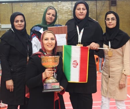 تیم  پینگ پنگ  بانوان بالای 26 سال پتروشیمی رازی در مسابقات صنایع پتروشیمی مقام اول را کسب نمودند