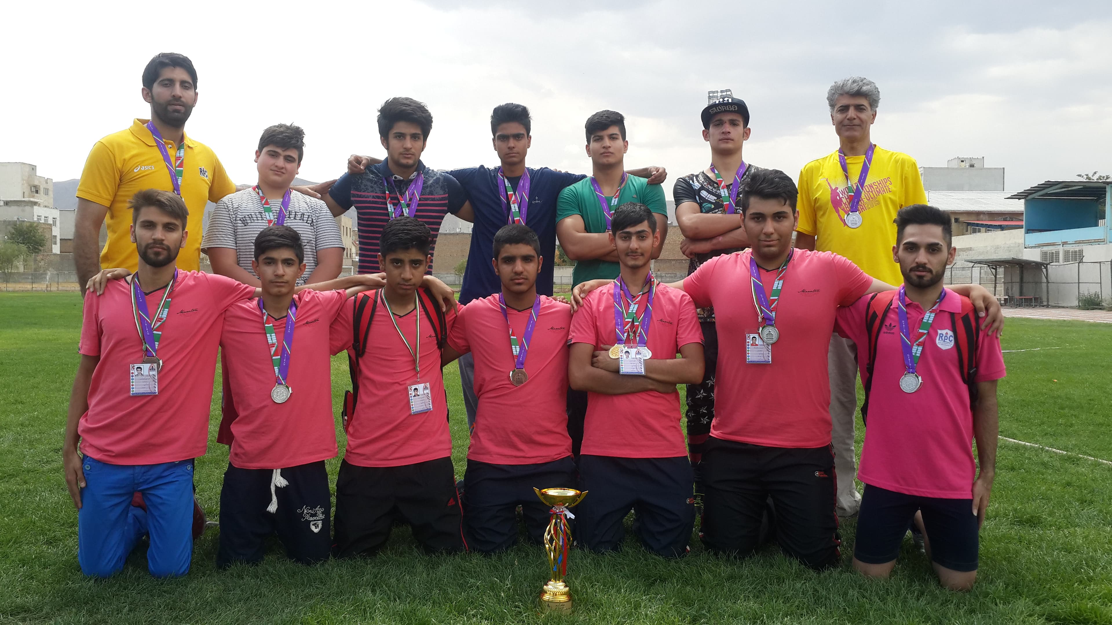 کسب عنوان قهرمانی دوومیدانی در مسابقات صنایع پتروشیمی و نایب قهرمانی در مسابقات فرزندان پسر وزارت نفت کسب عنوان قهرمانی دوومیدانی در مسابقات صنایع پتروشیمی و نایب قهرمانی در مسابقات فرزندان پسر وزارت نفت